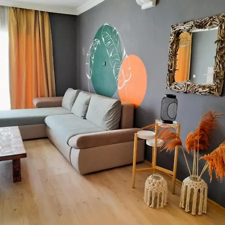 Lovely Flat With Sea View Near In